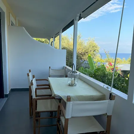 Apartament Marema 2 Kómboi